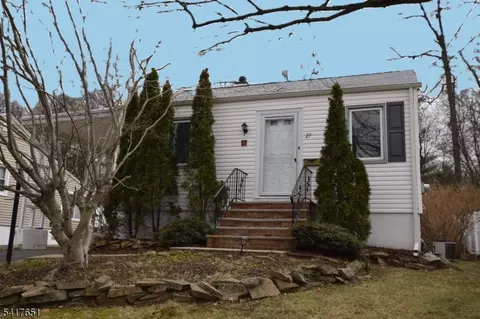 27 Grant Ave, New Providence, NJ 07974