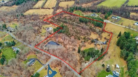 11 Springtown Rd, Readington Twp, NJ 08822