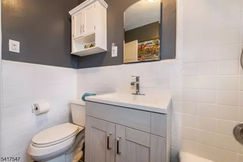 101 Gates Ave #E7, Montclair, NJ 07042 photo 14