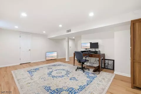 72 Lenox Rd, Wayne, NJ 07470 photo 28