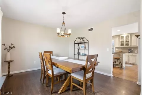 72 Lenox Rd, Wayne, NJ 07470 photo 13