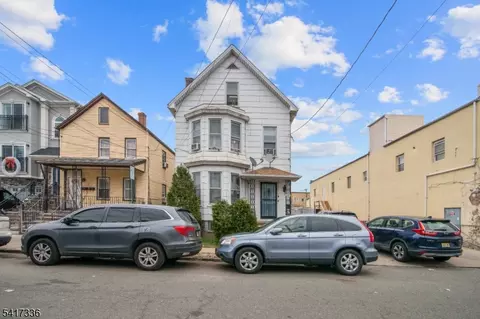 109 Franklin St, Elizabeth City, NJ 07206