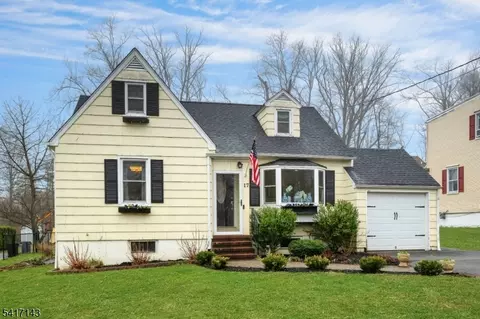 17 Frederick Pl, Cedar Knolls, NJ 07927