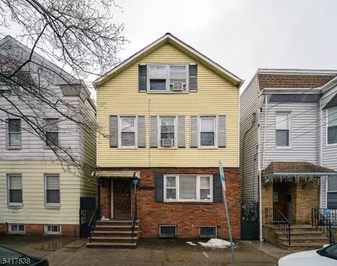 390 Lafayette St, Newark, NJ 07105