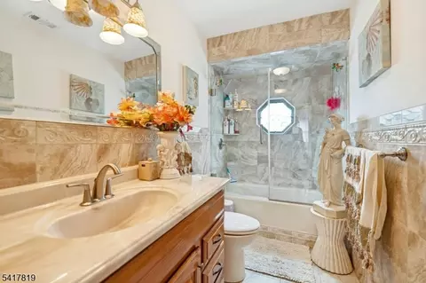 8 Monaghan Rd, Edison, NJ 08817 photo 21