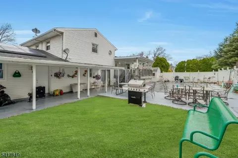 8 Monaghan Rd, Edison, NJ 08817 photo 25