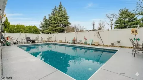 8 Monaghan Rd, Edison, NJ 08817 photo 24