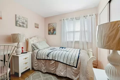 8 Monaghan Rd, Edison, NJ 08817 photo 17