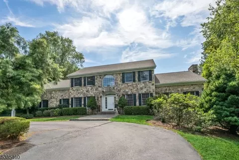 193 Pulis Ave, Franklin Lakes, NJ 07417