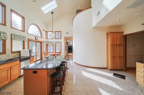 19 Dave Espie Way, Wayne, NJ 07470 photo 21
