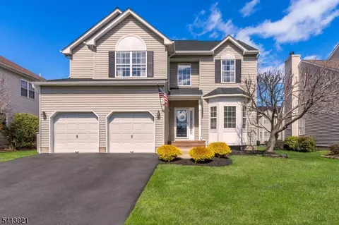 12 Lewis Dr, Bridgewater, NJ 08807