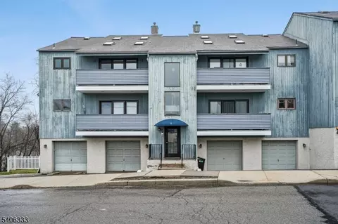 6 Domessina Ln #C8, Caldwell, NJ 07006