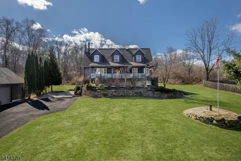 8 Huntsville Rd, Newton, NJ 07860