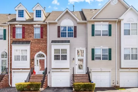 239 Terrace Lake Dr, Butler, NJ 07405