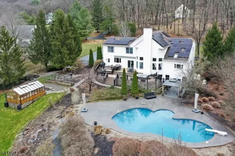 237 Musconetcong River Rd, Washington, NJ 07882