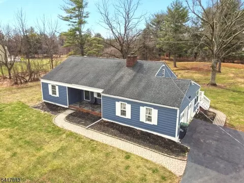 21 Readington Rd, Whitehouse Station, NJ 08889