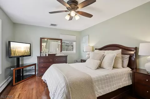 116 Carol Pl, Wayne, NJ 07470 photo 17