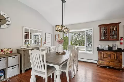 116 Carol Pl, Wayne, NJ 07470 photo 9