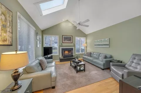 7 Meadow View Lane Ondo, Berkeley Heights, NJ 07922 photo 5