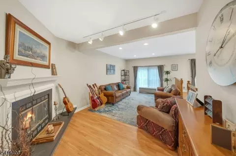 7 Meadow View Lane Ondo, Berkeley Heights, NJ 07922 photo 13