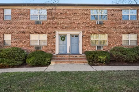 19 Savage Rd B6 #6, Denville, NJ 07834