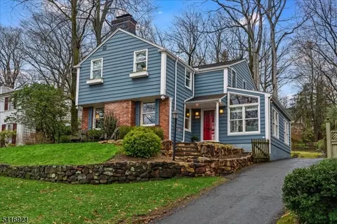 226 Mountain Ave, Summit, NJ 07901