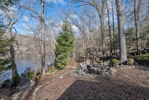 26 Short Rd, Bloomingdale Boro, NJ 07420 photo 41