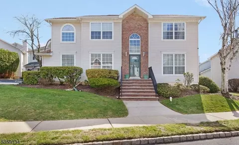 43 Whitehead Rd, Bridgewater, NJ 08807