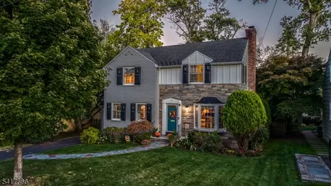 8 Claremont Dr, Short Hills, NJ 07078