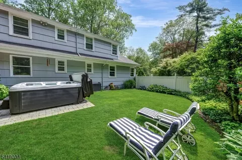 Exterior - 272 Glen Ave, Millburn, NJ 07041 photo 5 of 8