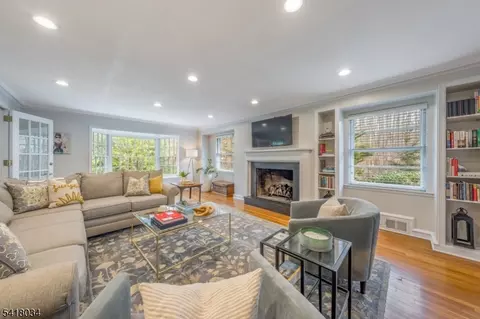 Living - 272 Glen Ave, Millburn, NJ 07041 photo 1 of 1