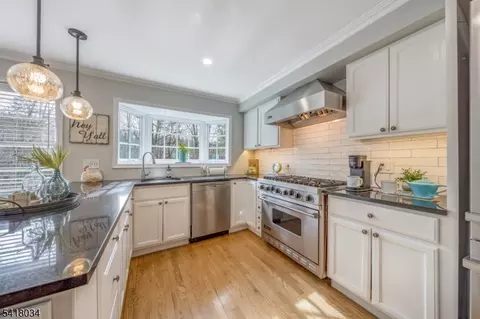 Kitchen - 272 Glen Ave, Millburn, NJ 07041 photo 2 of 2