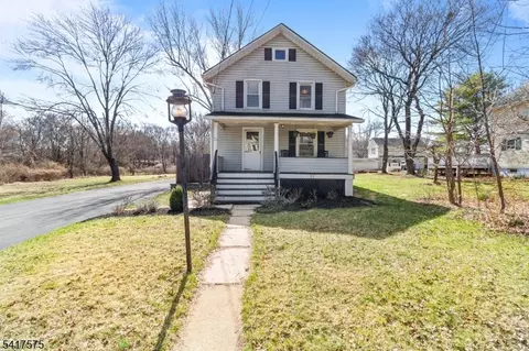 13 Whitehouse Ave, Whitehouse Station, NJ 08889