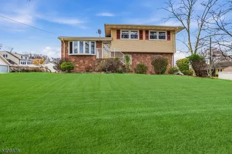 196 Russell Ave, Rahway, NJ 07065