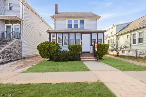 338 E 19th St, Paterson, NJ 07524