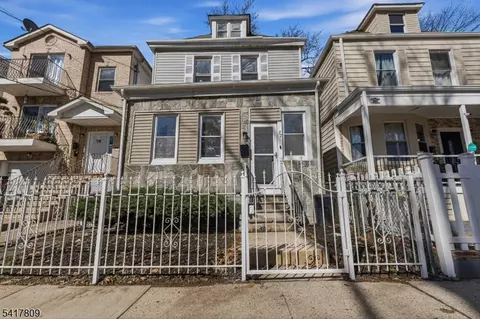 77 S Munn Ave, Newark, NJ 07106