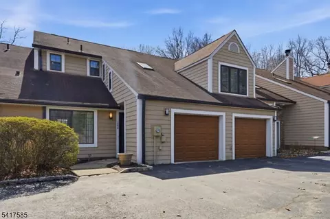 202 Joseph Ln, Mine Hill, NJ 07803