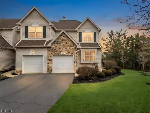 32 Dewitt Ln, Hillsborough, NJ 08844
