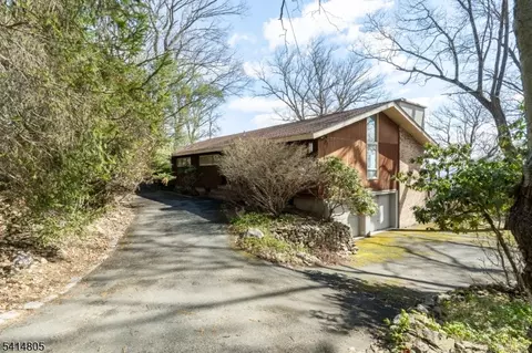 34 Long Ridge Rd, Randolph, NJ 07869