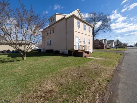 1320 Knopf St, Manville, NJ 08835