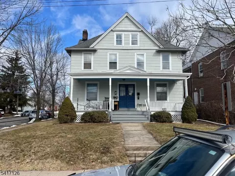 131 E Cliff St #4, Somerville, NJ 08876