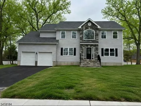 40 Avenue I, Monroe Township, NJ 08831