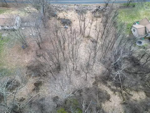 16 Cleveland Rd, Blairstown Twp, NJ 07832