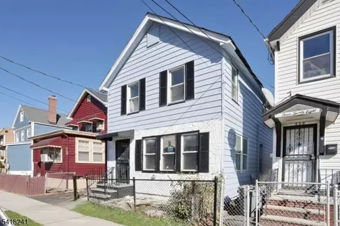 326 Ogden St, City Of Orange, NJ 07050