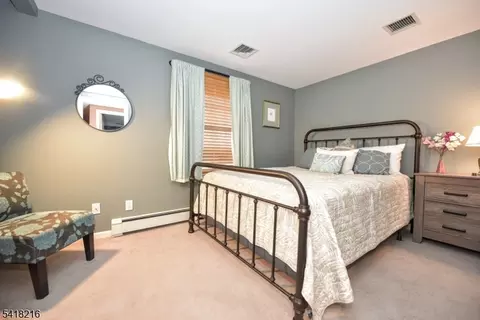 84 W Midland Ave, Paramus, NJ 07652 photo 27