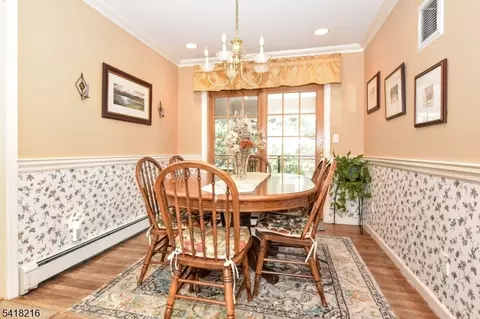 84 W Midland Ave, Paramus, NJ 07652 photo 8