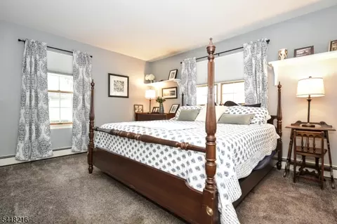 84 W Midland Ave, Paramus, NJ 07652 photo 20