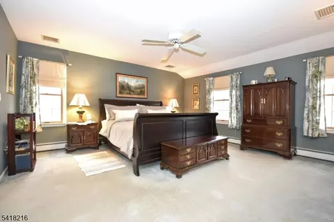 84 W Midland Ave, Paramus, NJ 07652 photo 23