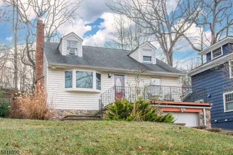 90 Burnham Pkwy, Morristown, NJ 07960