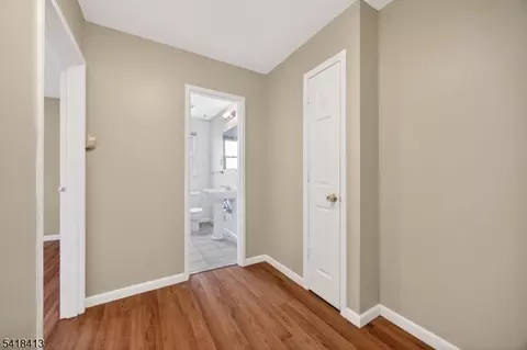 340 Old Post Rd, Edison, NJ 08817 photo 17